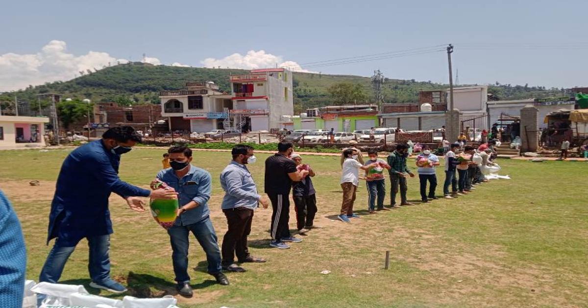 Brought together by the pandemic, residents of Rajouri heal old ...